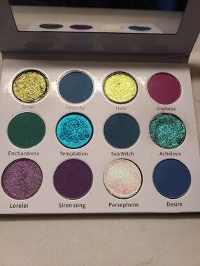 Electrum Cosmetics The Sea Witch Eyeshadow Palette